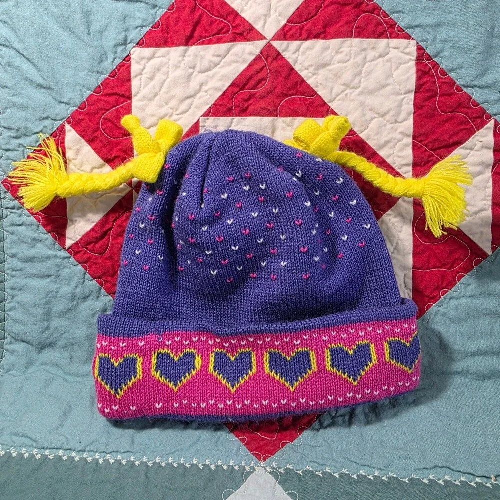 Vintage Knit Beanie Kids One Size Purple Pink Heart Trim Blonde Pigtail Braids